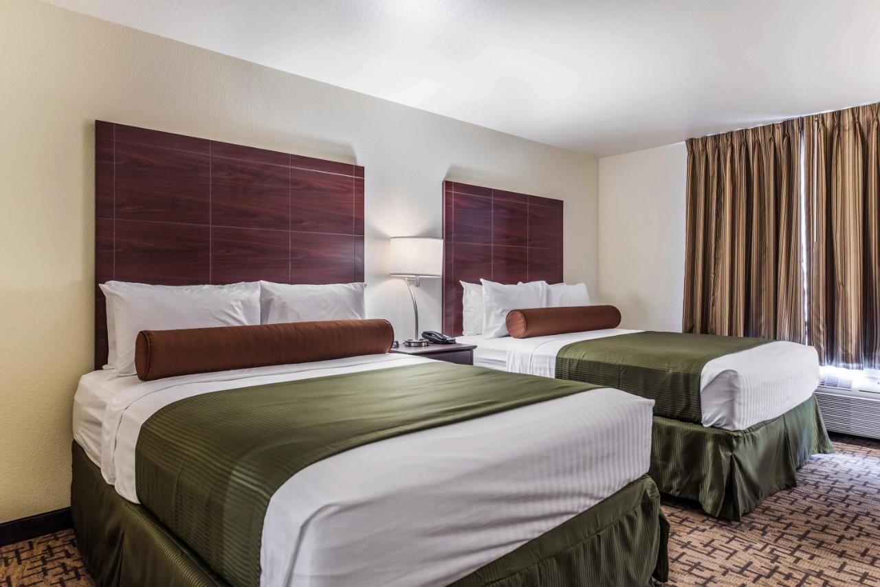 Cobblestone Hotel & Suites - Hutchinson Dış mekan fotoğraf