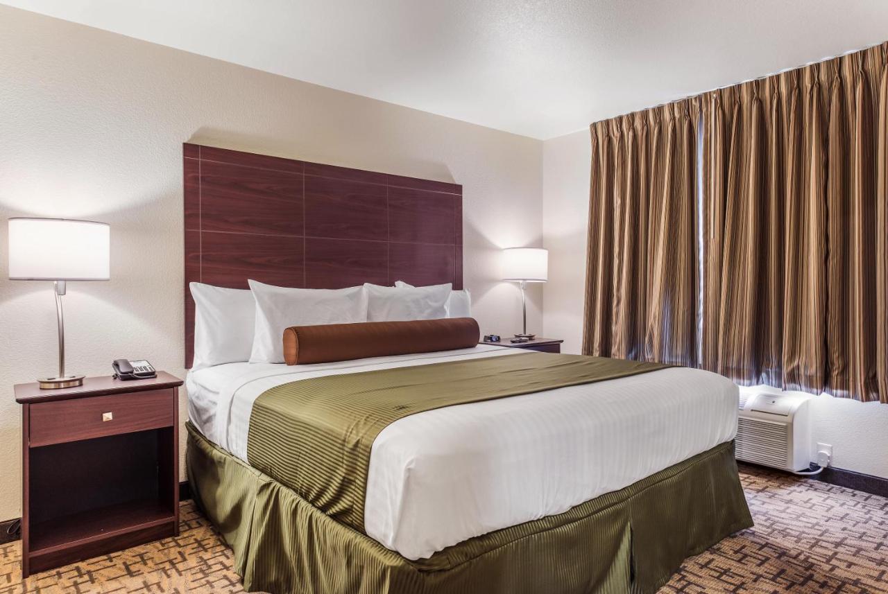 Cobblestone Hotel & Suites - Hutchinson Dış mekan fotoğraf