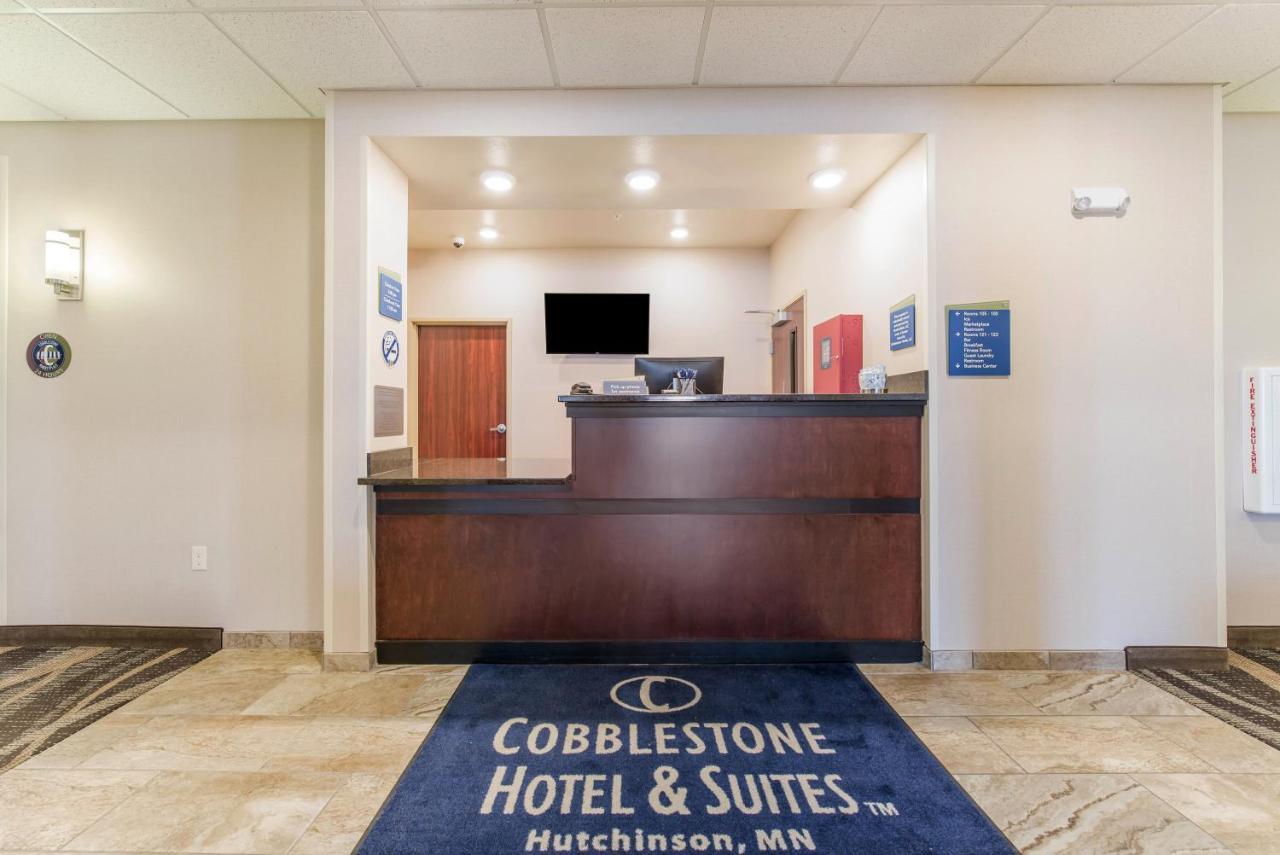 Cobblestone Hotel & Suites - Hutchinson Dış mekan fotoğraf